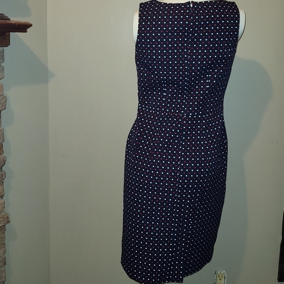 Tommy Hilfiger cocktail dress NWOT.  Size 0 - Picture 2 of 3